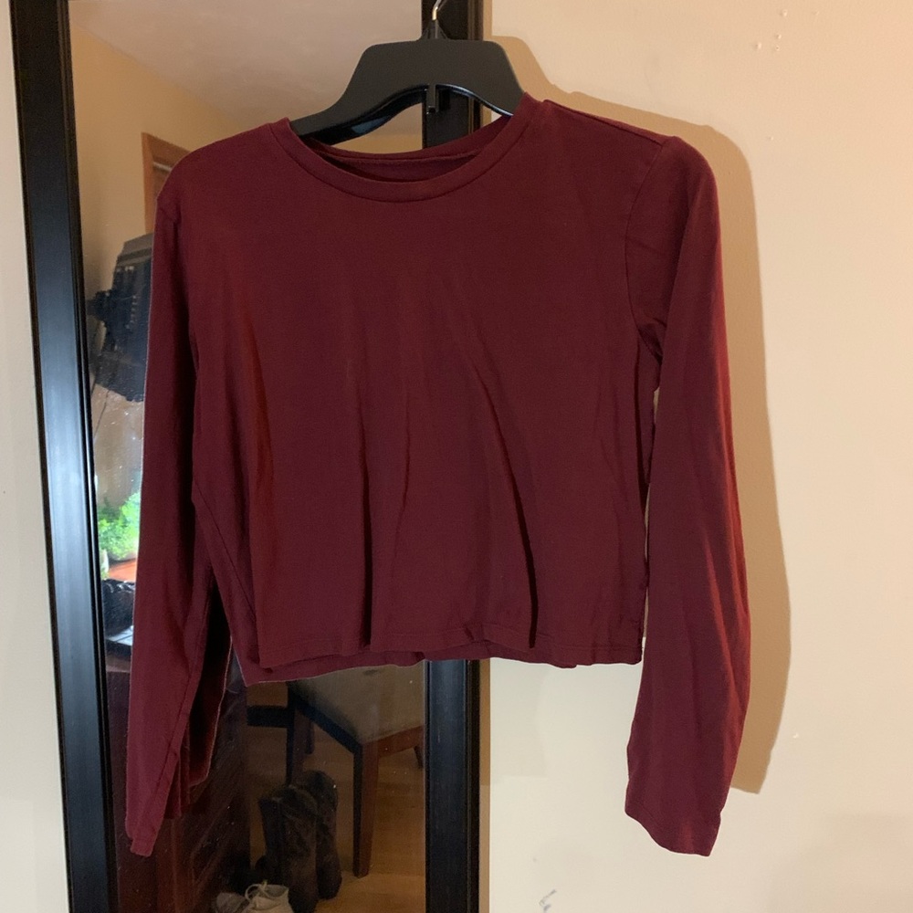 Wild Table Cropped T Shirt